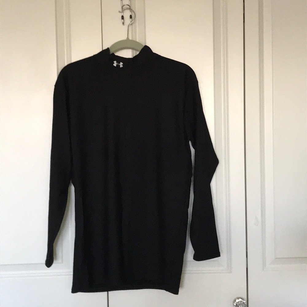 Under Armour  x x L  mock turtleneck top